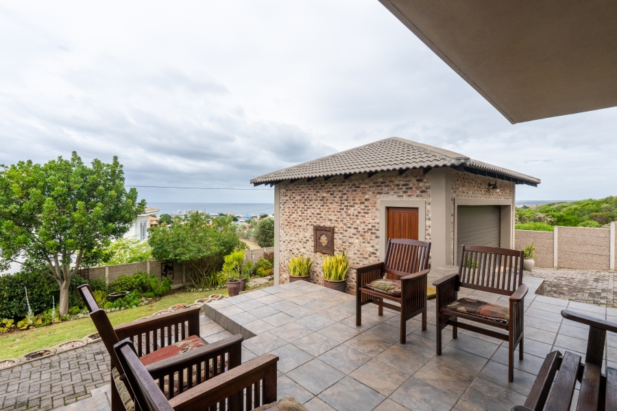 4 Bedroom Property for Sale in Reebok Western Cape